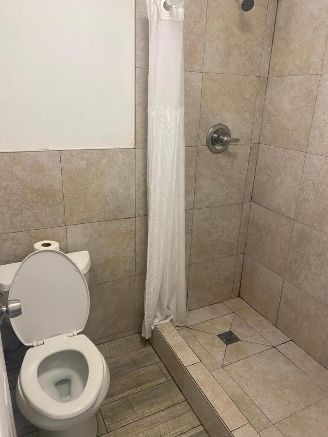 Americas Best Value Inn Thousand Oaks Eksteriør billede