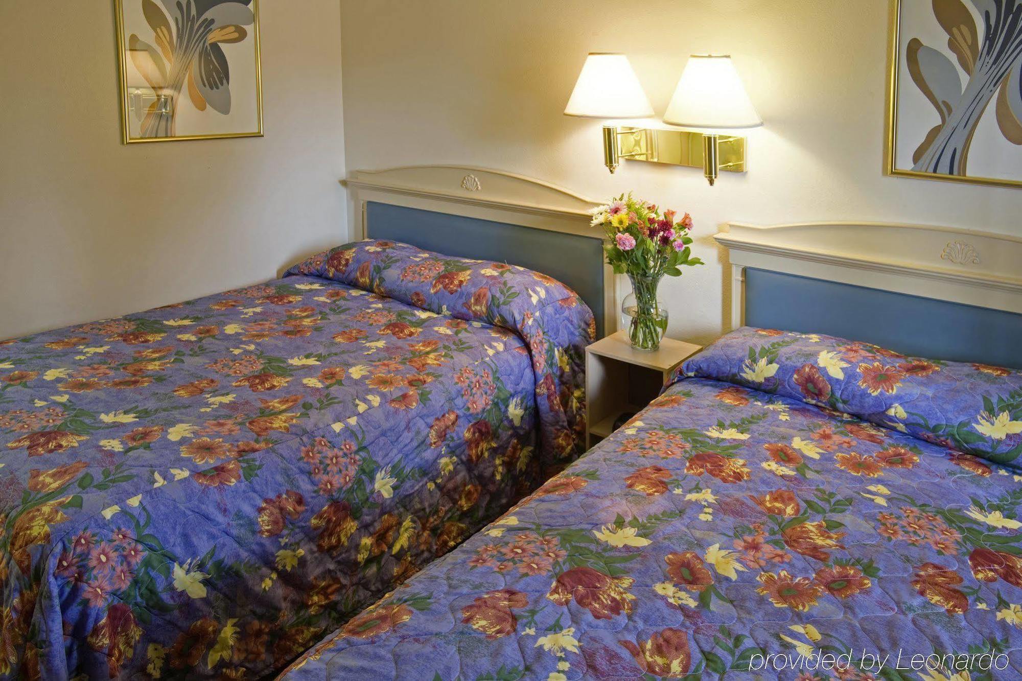 Americas Best Value Inn Thousand Oaks Værelse billede
