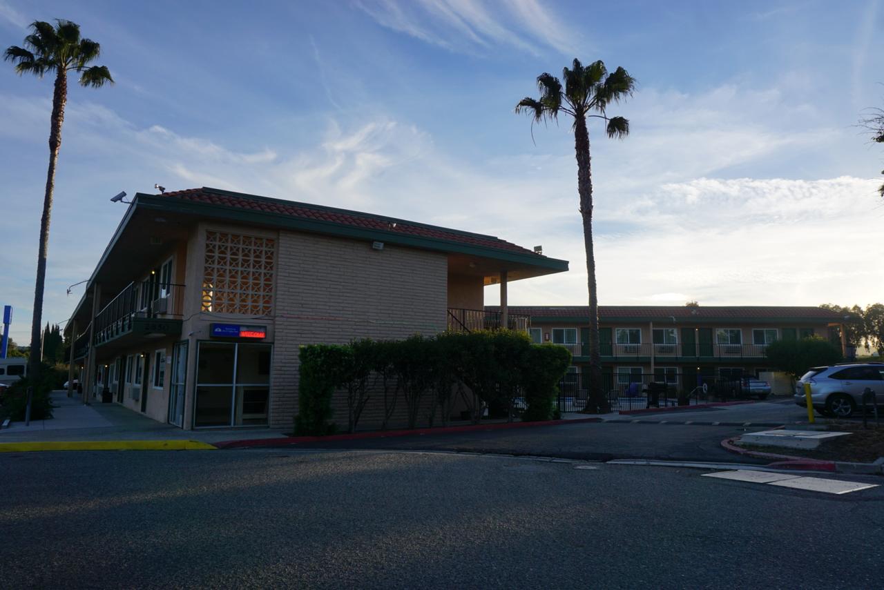 Americas Best Value Inn Thousand Oaks Eksteriør billede