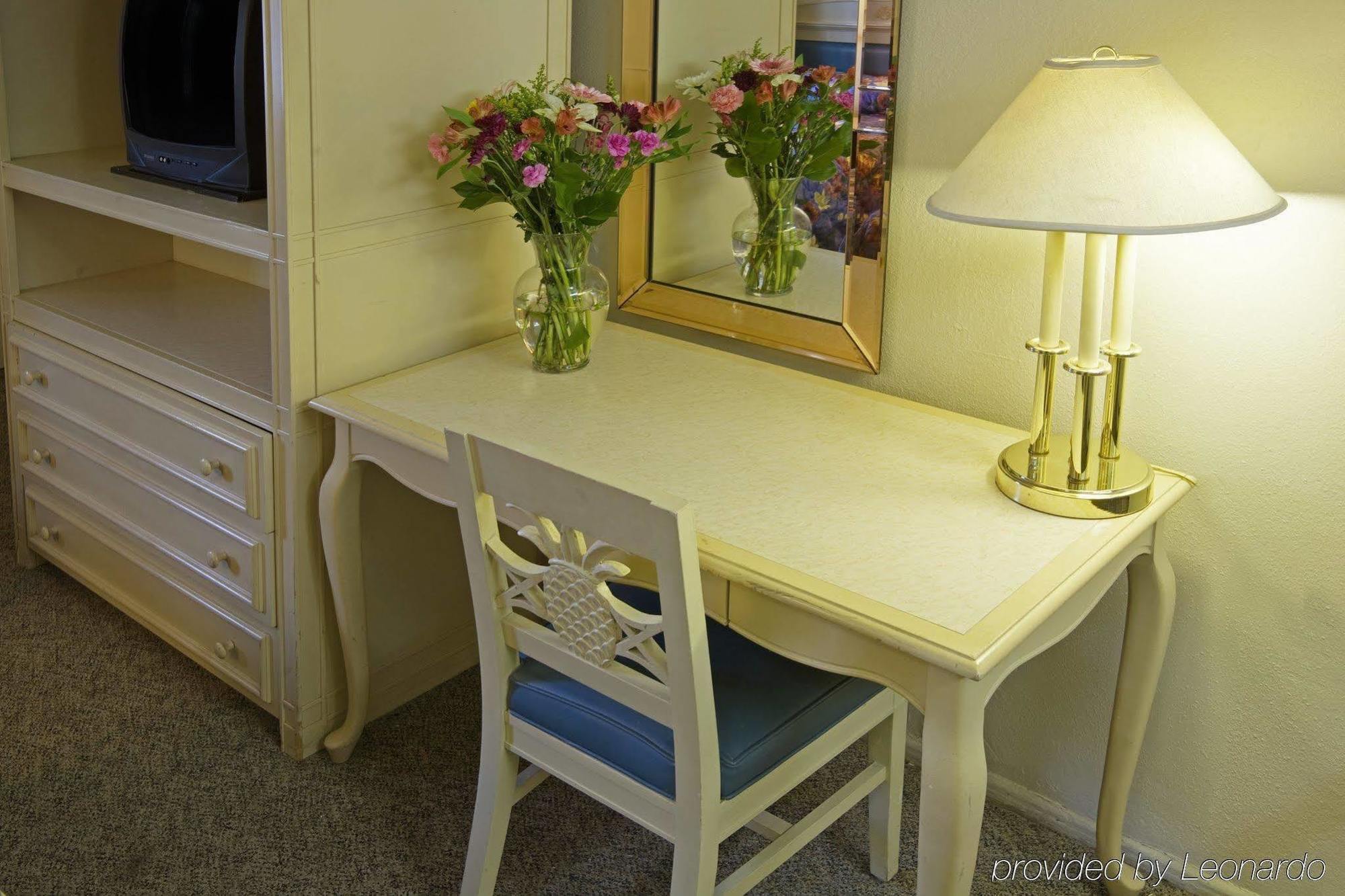 Americas Best Value Inn Thousand Oaks Eksteriør billede